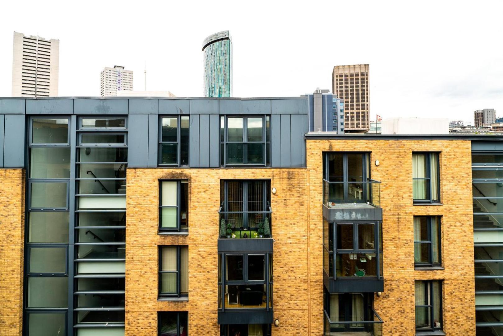 Apartment Southside Apartments, Sleeps 4, Free Parking. *
