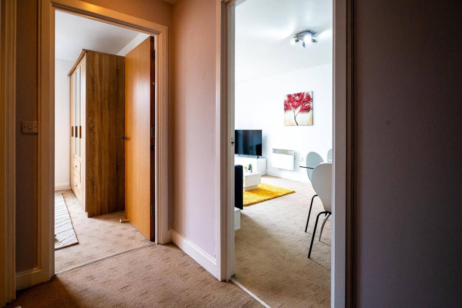 Southside Apartments, Sleeps 4, Free Parking. * Birmingham